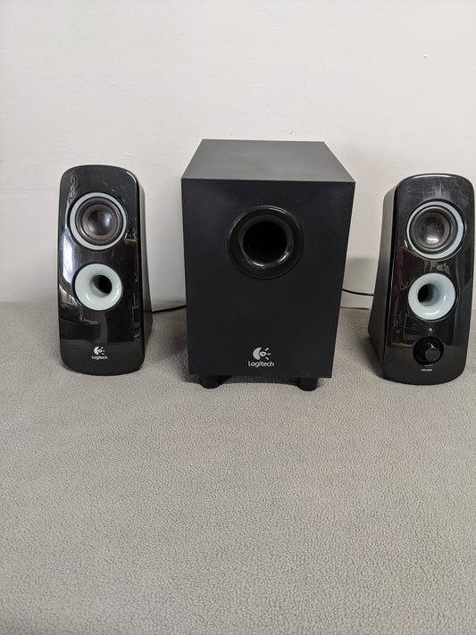 Z323 Speaker System With Subwoofer