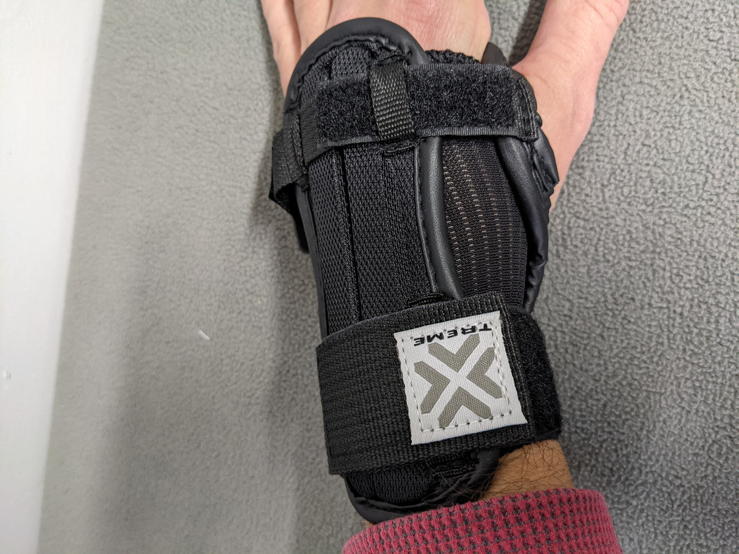 Wrist Braces Size Small